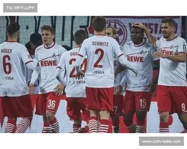 科隆四比一大胜九人汉堡 裁判判罚引发赛后热议